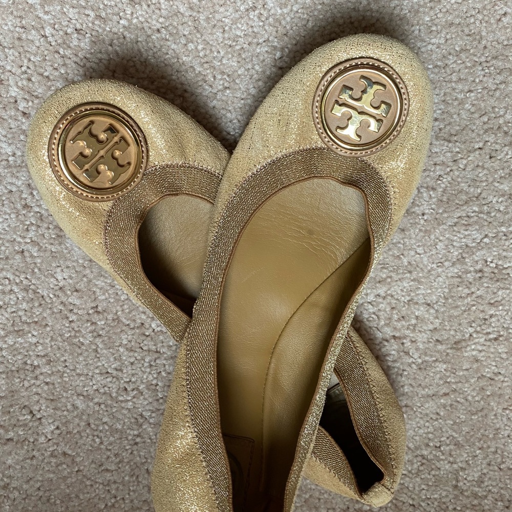 Tory Burch ballet shoes gold shimmer size 9.5